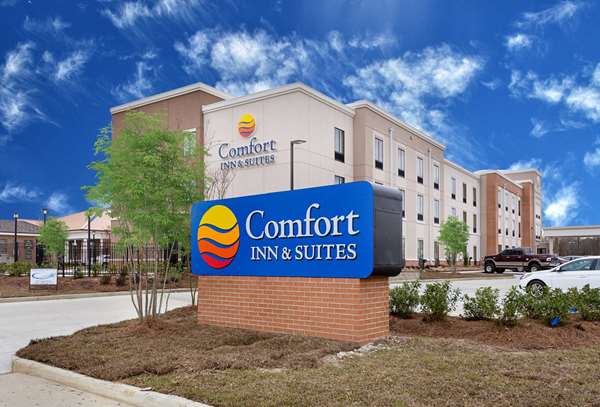 Exterior view - Comfort Inn & Suites Zachary