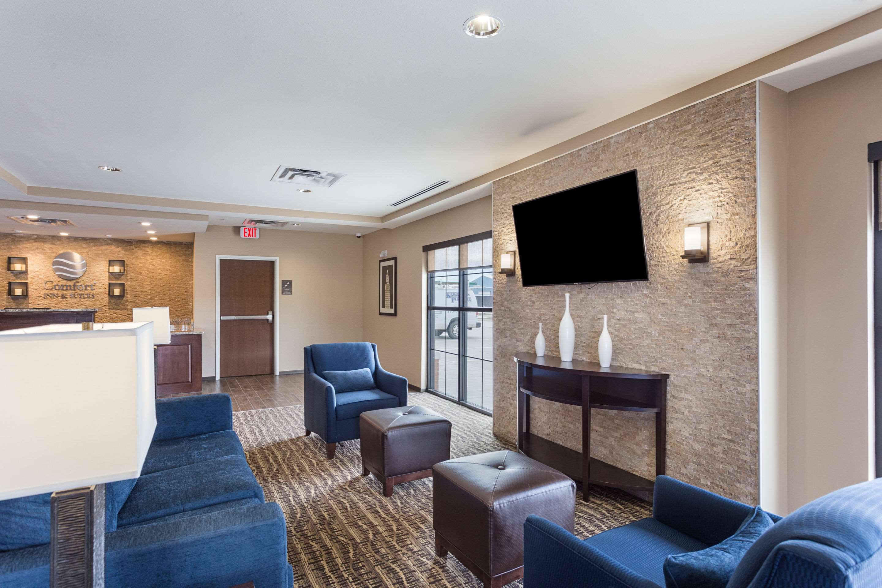 Lobby with sitting area