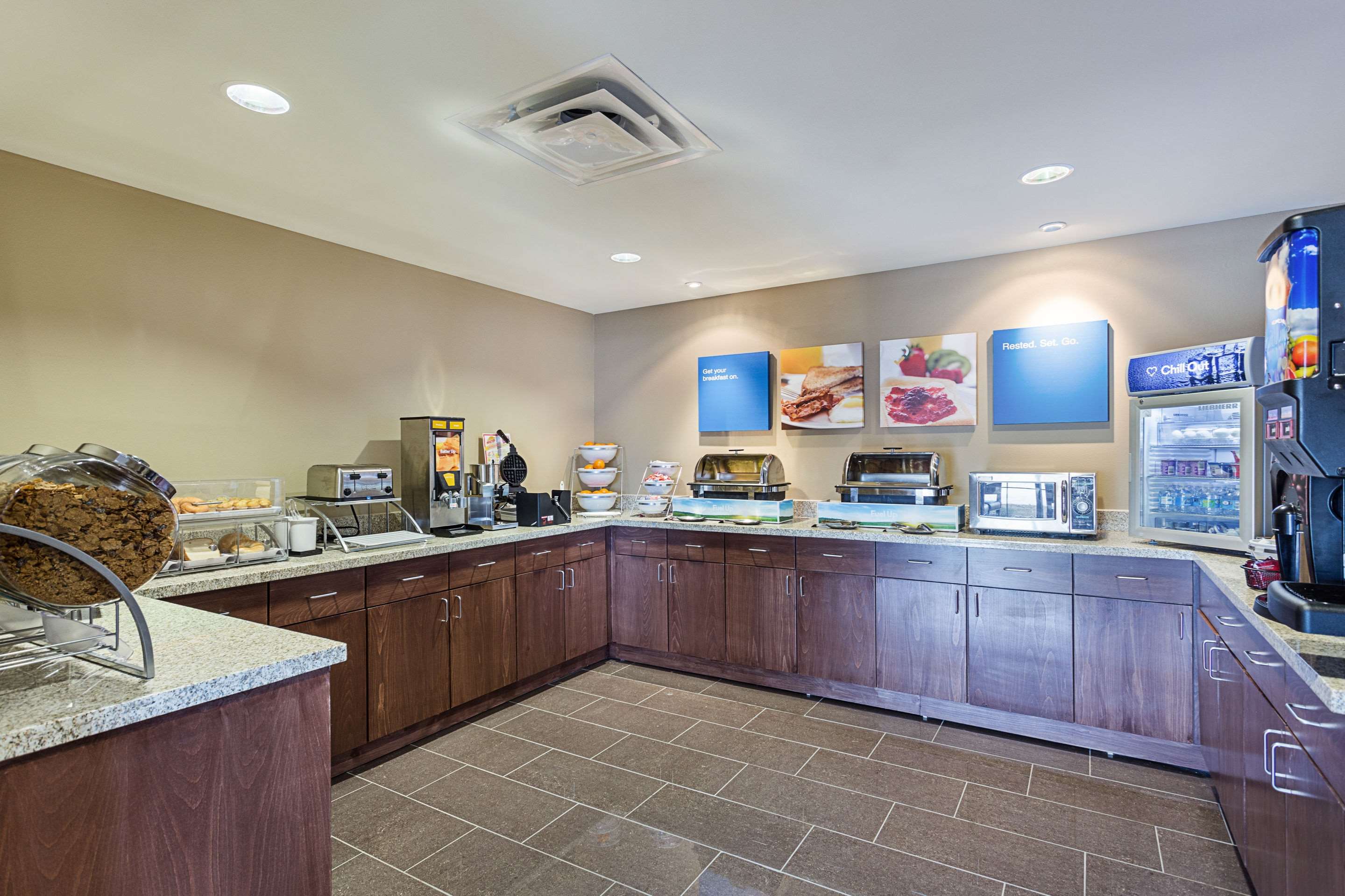 Breakfast counter