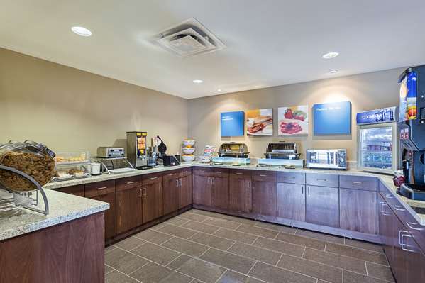 Amenities - Comfort Inn & Suites Zachary