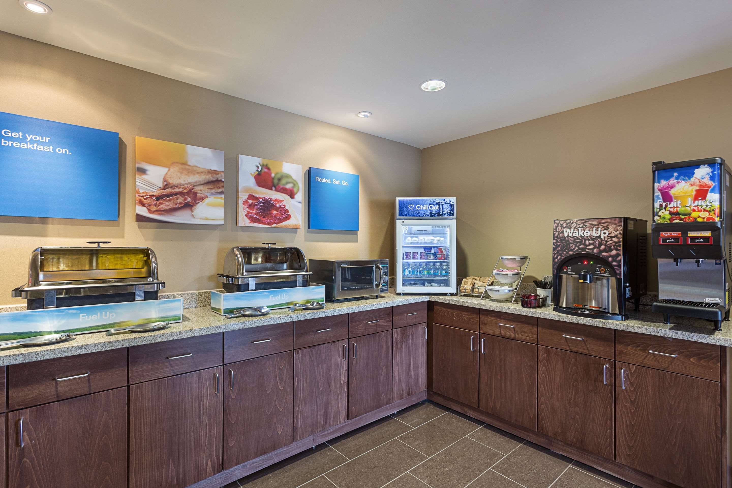 Breakfast counter