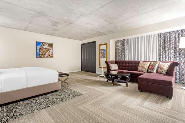  - Cambria Hotel Downtown Warehouse District New Orleans