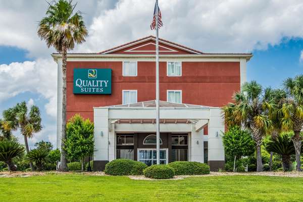 Exterior view - Quality Suites Lake Charles - I-10, Exit 29 & 30B
