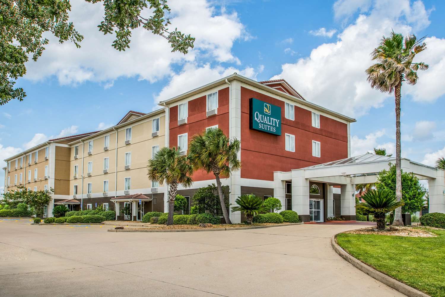 Quality Suites Lake Charles I10, Exit 29 & 30B, LA See Discounts