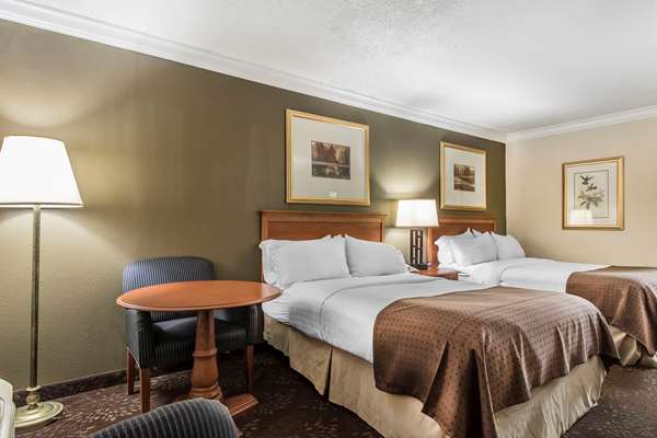  - Clarion Inn Morgan City