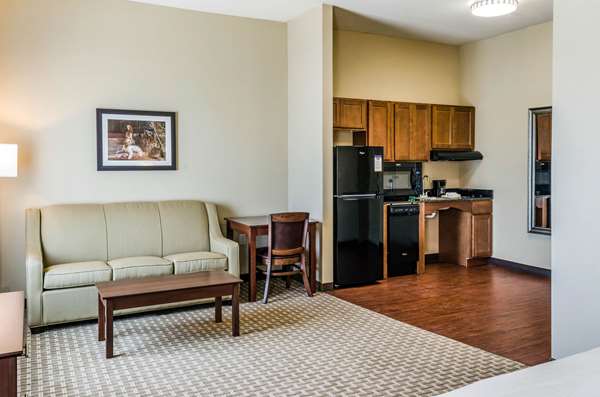 Suite - MainStay Suites Hackberry
