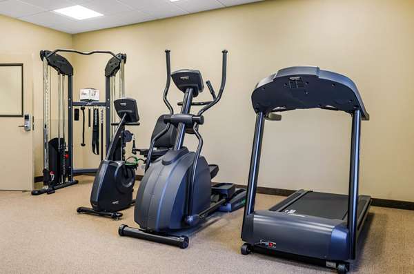Fitness/ Exercise Room - MainStay Suites Hackberry