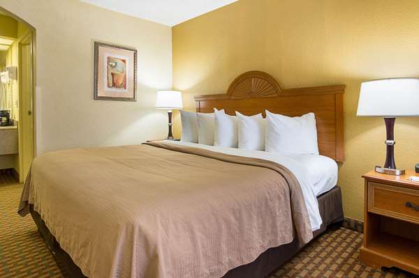 Suite - Quality Inn Bossier City - I-20, Exit 20A