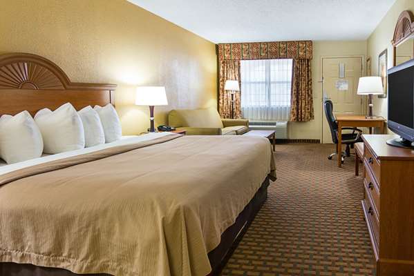 Suite - Quality Inn Bossier City - I-20, Exit 20A