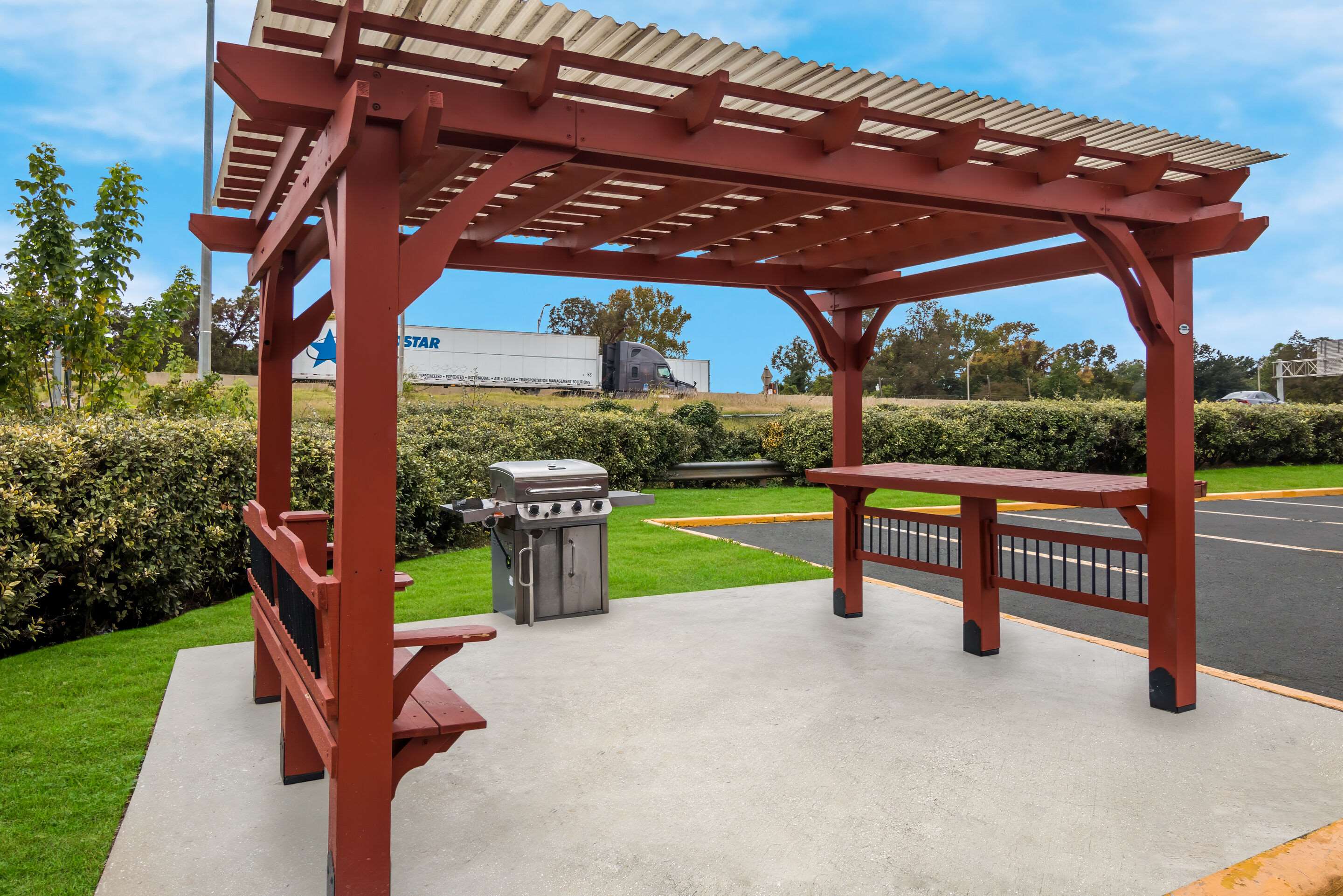 Barbecue area | Quality Inn near Casinos and Convention Center