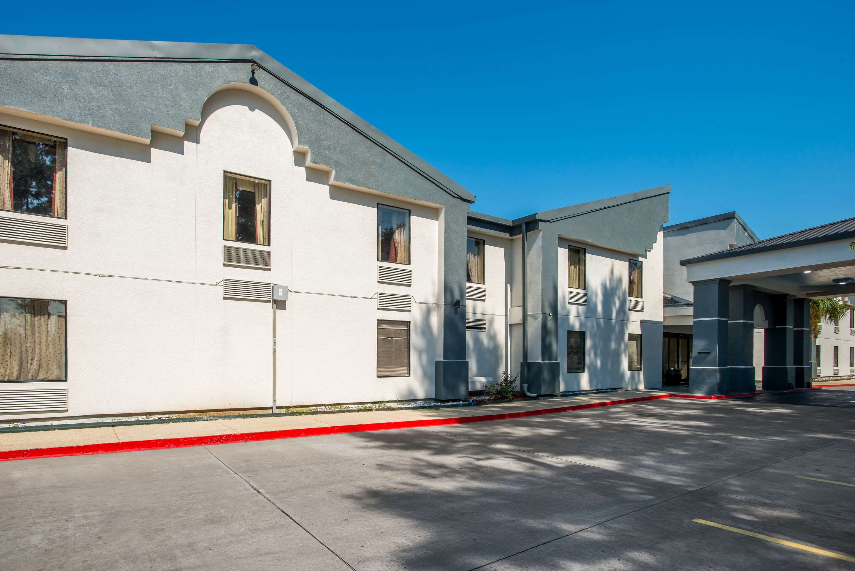 Hotel exterior | Quality Inn & Suites Lafayette