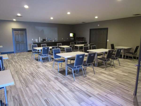 Amenities - SureStay Plus Hotel by Best Western Point Richmond