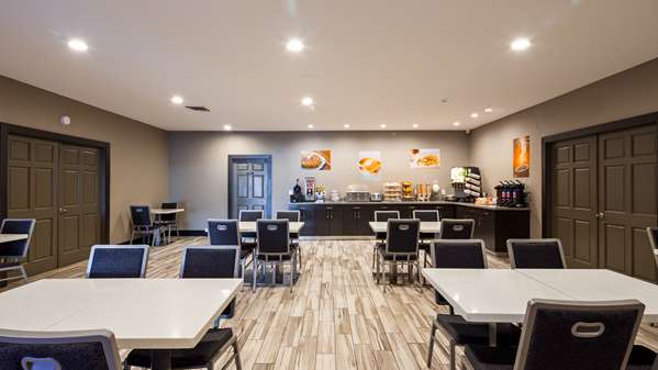 Amenities - SureStay Plus Hotel by Best Western Point Richmond