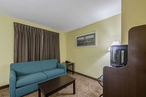 Suite - Quality Inn & Suites Muncie