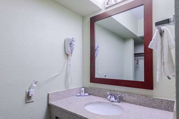  - Quality Inn & Suites Muncie