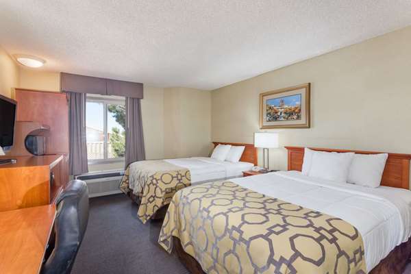  - Baymont Inn & Suites Historic Route 66 Barstow