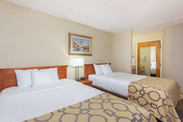  - Baymont Inn & Suites Historic Route 66 Barstow