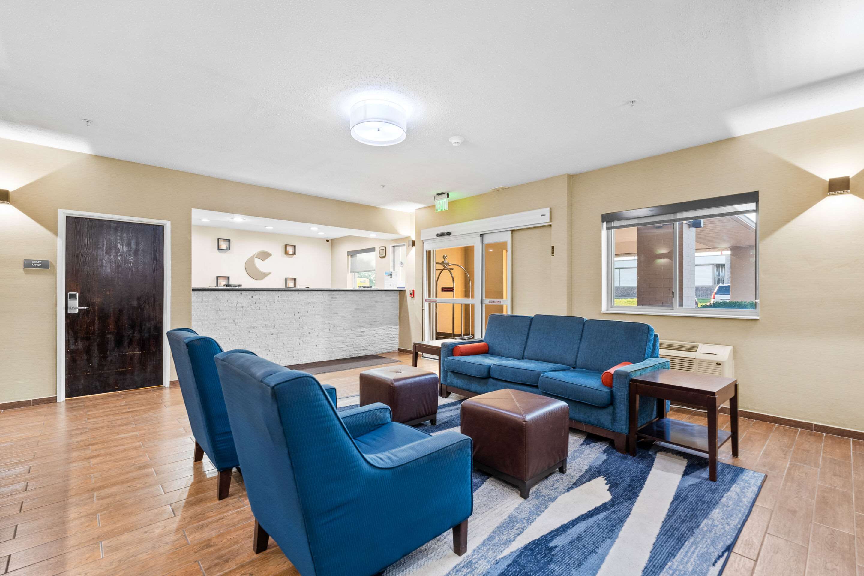 Hotel lobby | Comfort Inn Hobart - Merrillville