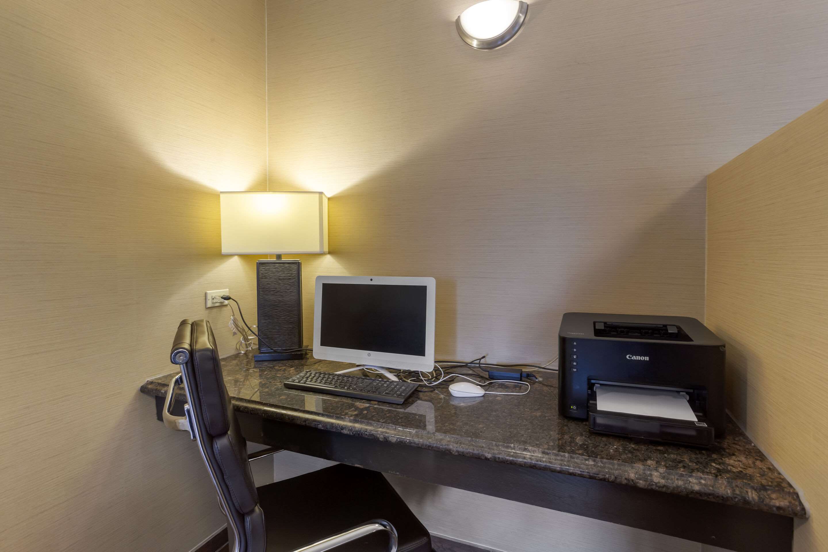 Computer in the lobby | Comfort Inn Hobart - Merrillville