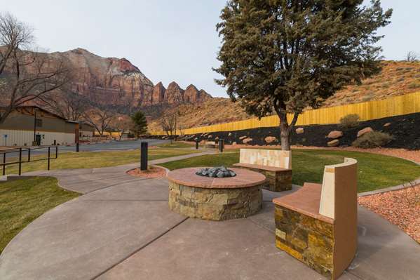  - Best Western Plus Zion Canyon Inn & Suites Springdale