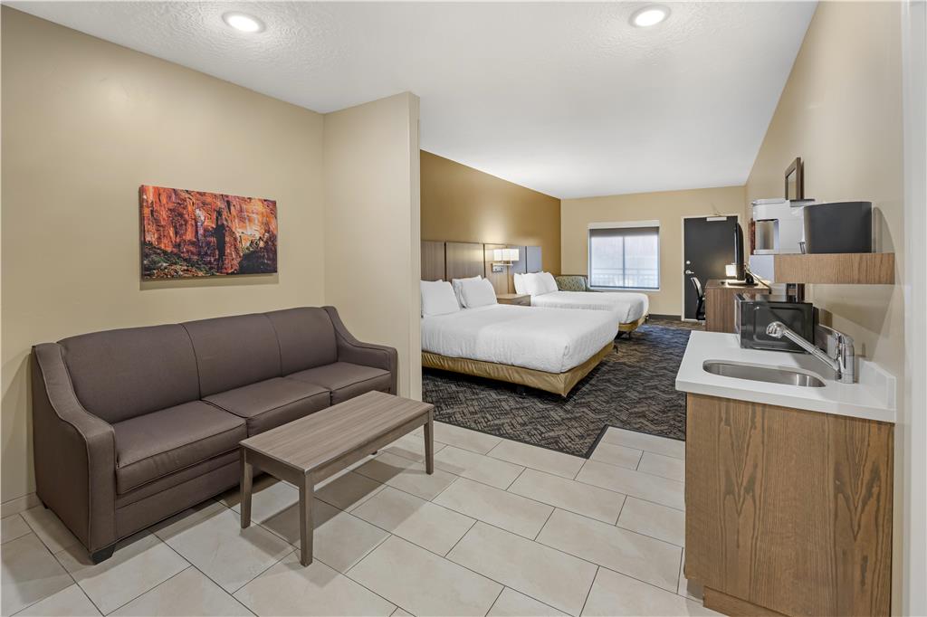 Best Western Plus Zion Canyon Inn & Suites-guestroom-Guest Room,On-Site.jpg