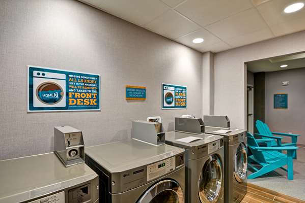  - Home2 Suites by Hilton Lambeau Field Green Bay