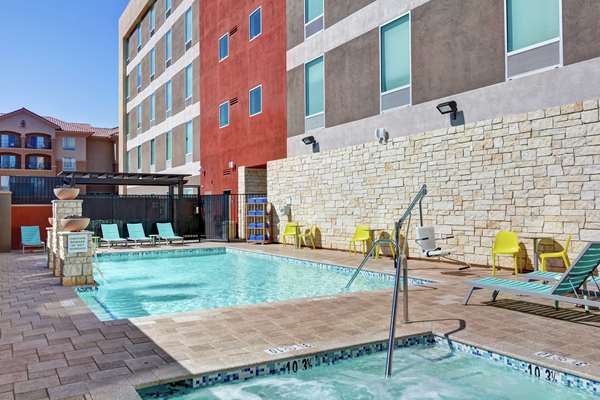 Pool - Home2 Suites by Hilton Las Vegas Strip South - I-15, Exit 33