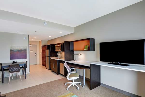  - Home2 Suites by Hilton Las Vegas Strip South - I-15, Exit 33