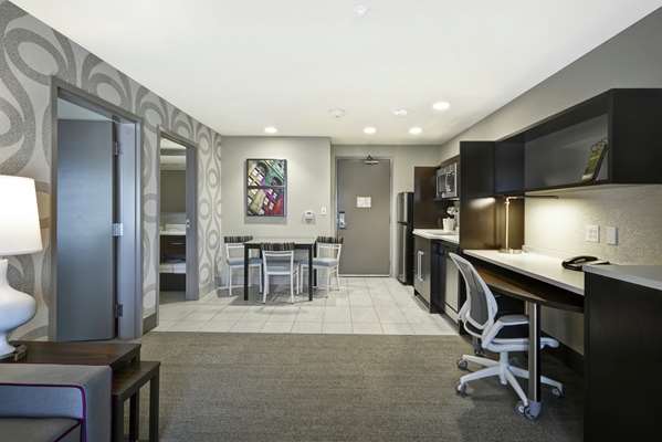  - Home2 Suites by Hilton Airport Kansas City - I-29, Exit 10