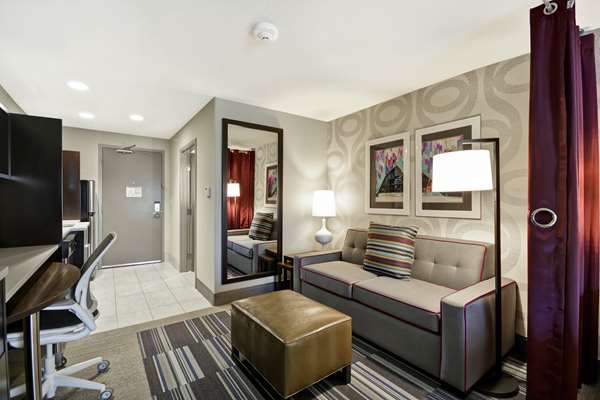  - Home2 Suites by Hilton Airport Kansas City - I-29, Exit 10