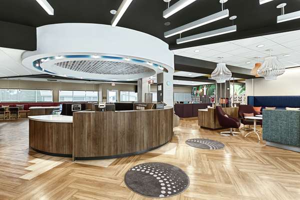  - Tru by Hilton Hotel Midtown Savannah