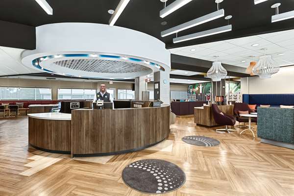  - Tru by Hilton Hotel Midtown Savannah