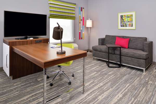  - Hampton Inn & Suites Oakdale - I-94, Exit 250