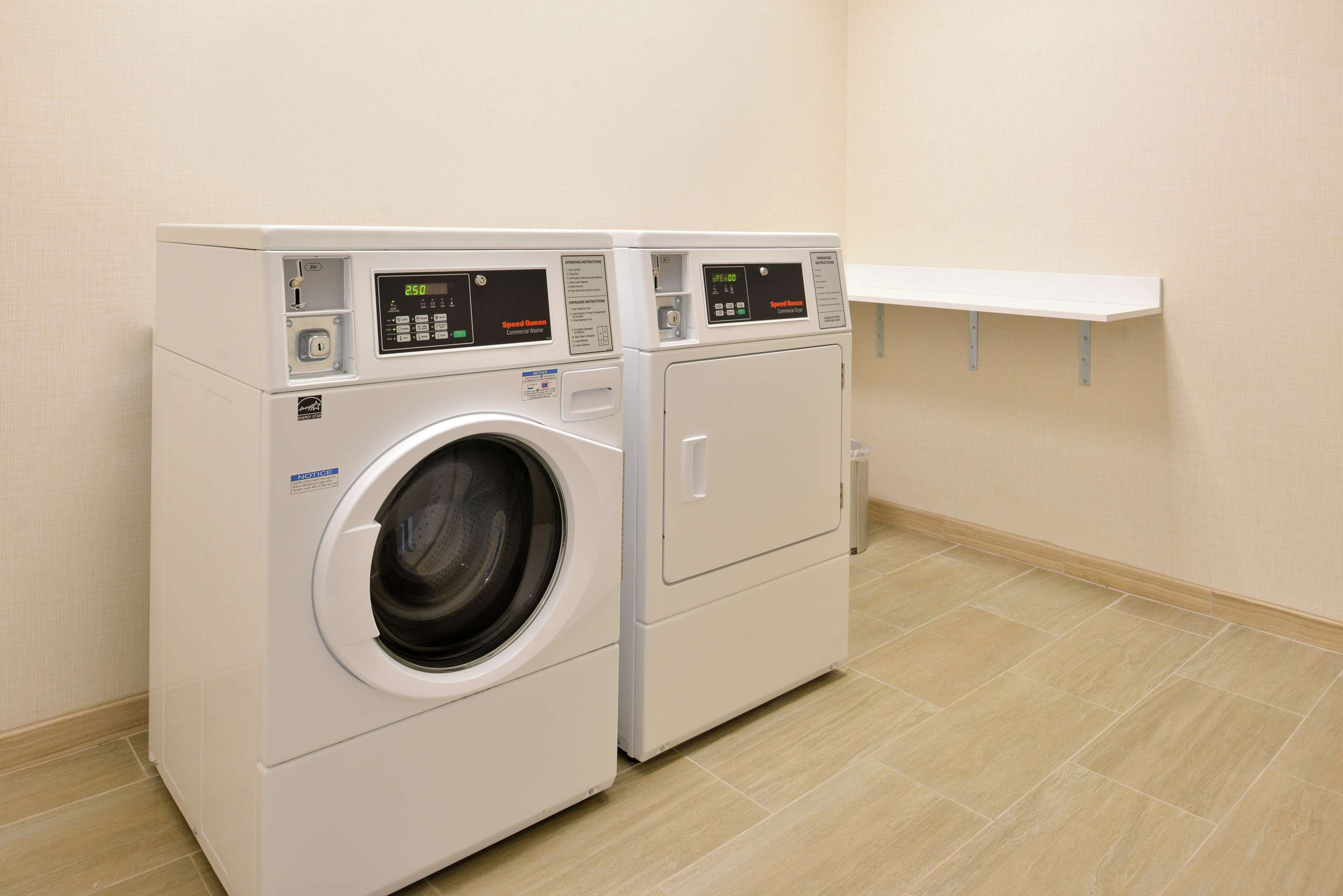 Recreational Facility | Hampton Inn & Suites St. Paul Oakdale/Woodbury
