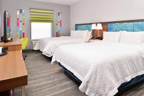  - Hampton Inn & Suites Oakdale - I-94, Exit 250
