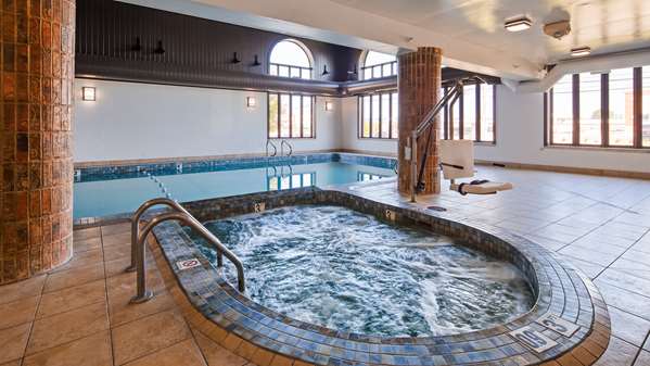 Pool - Best Western Gaylord Hotel - I-75, Exit 282