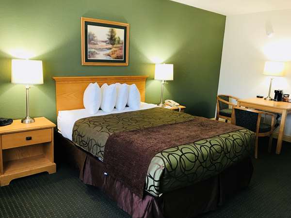  - Baymont Inn & Suites Robinson