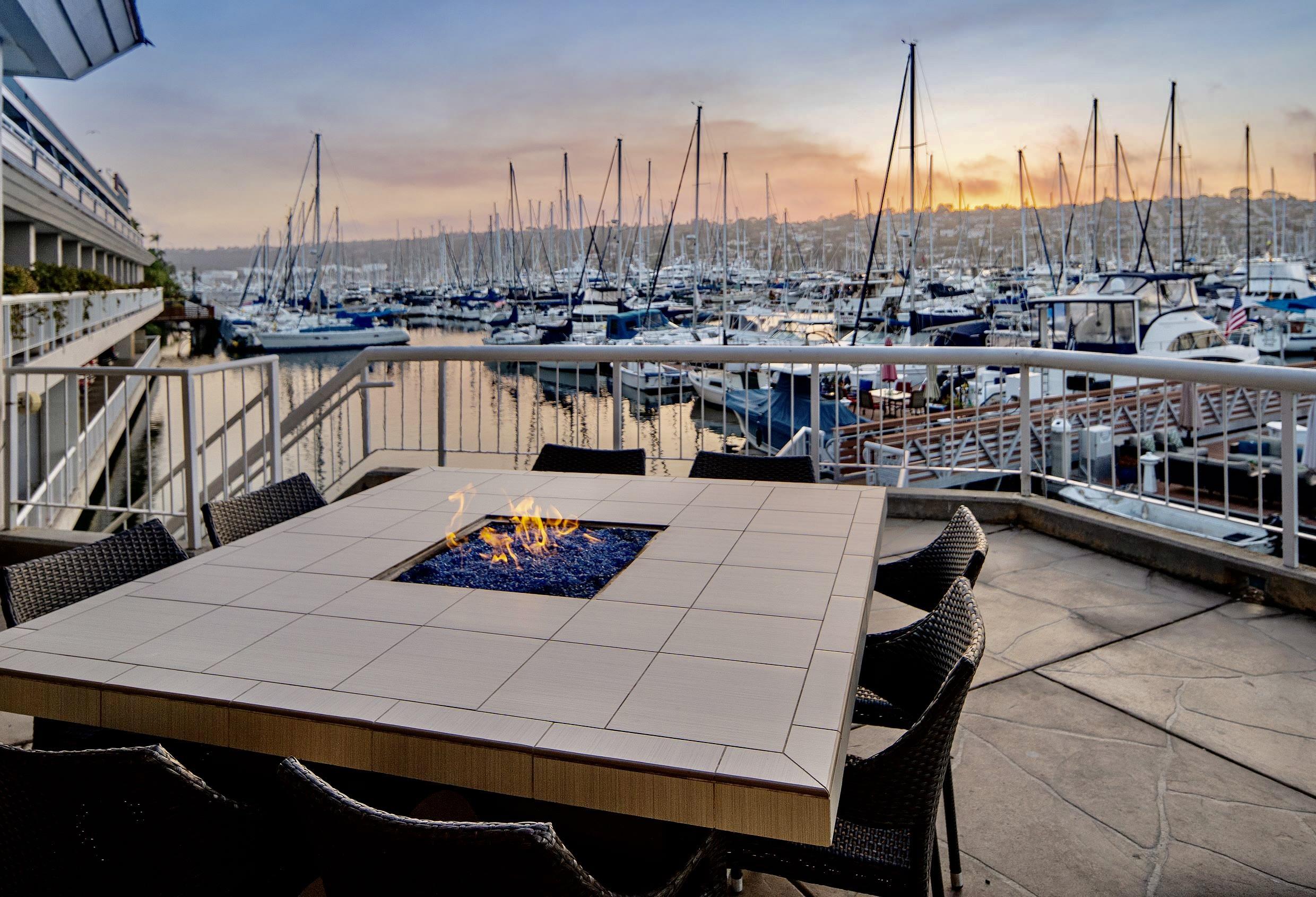 Fire Pit Table | Bay Club Hotel & Marina