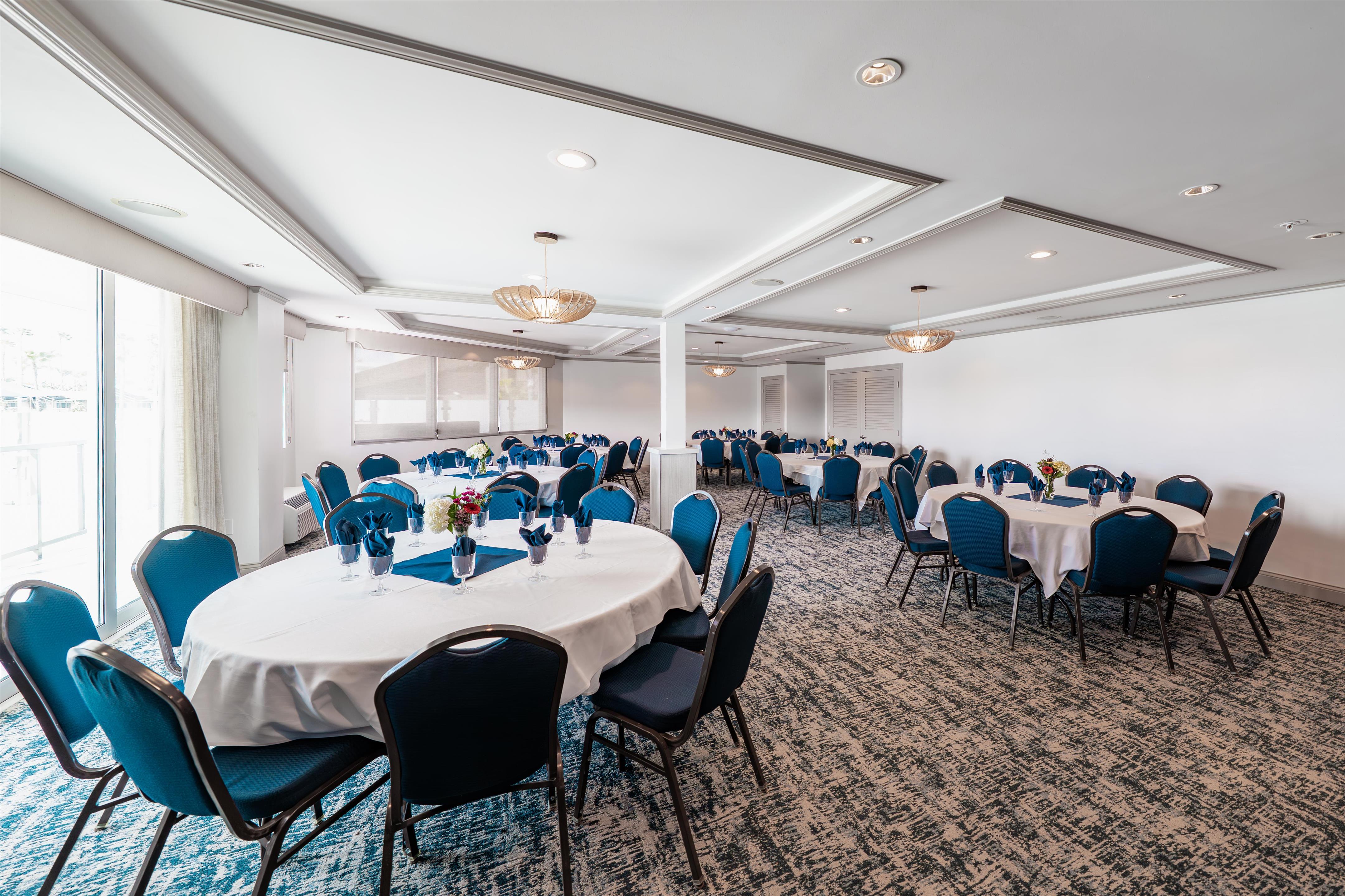 Marina Room | Bay Club Hotel & Marina