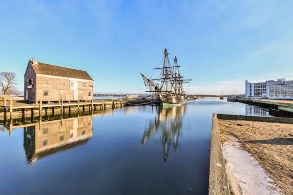  - Hawthorne Hotel Salem