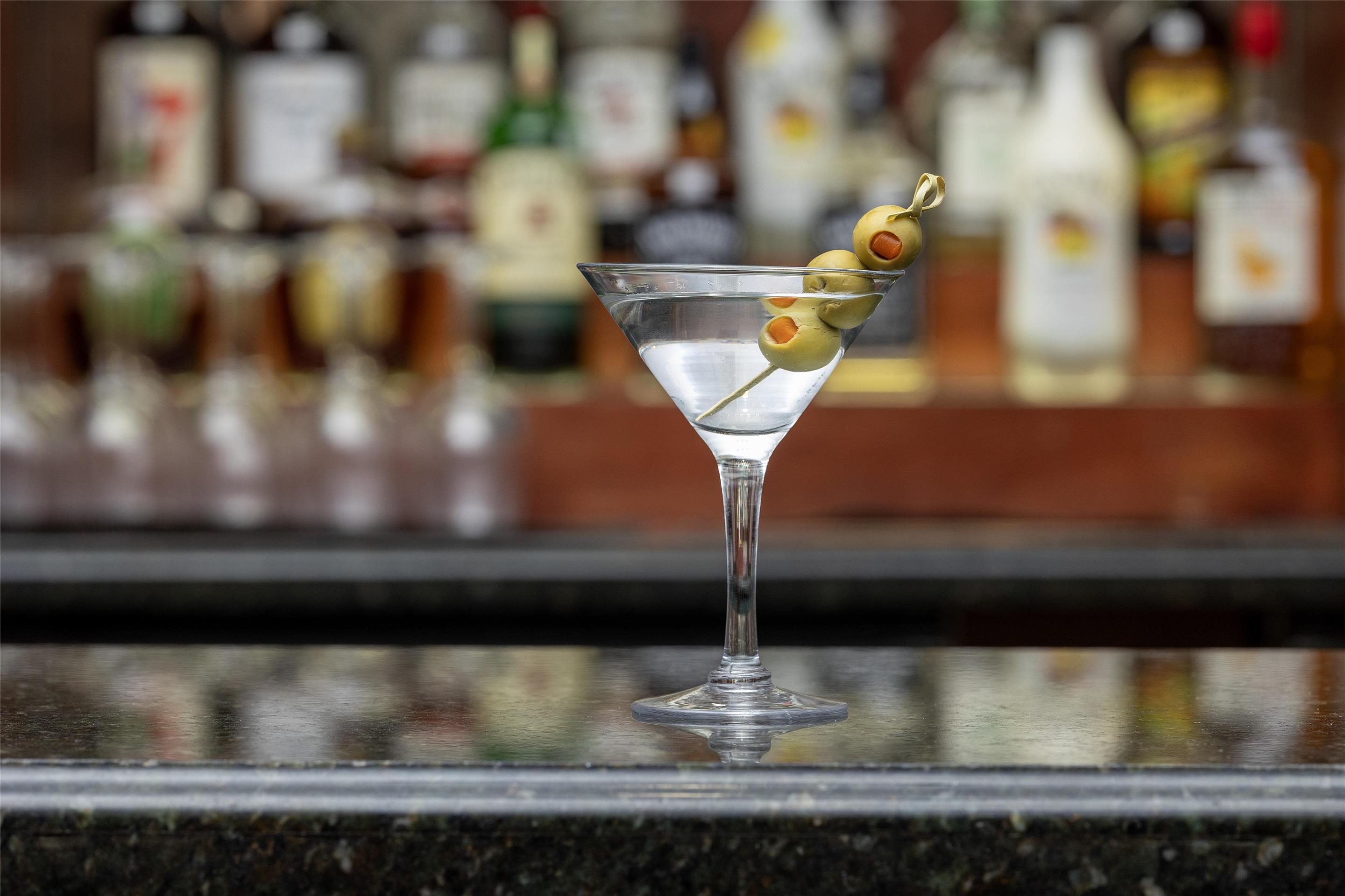 BarLounge | Virginia Crossings Hotel, Tapestry Collection by Hilton