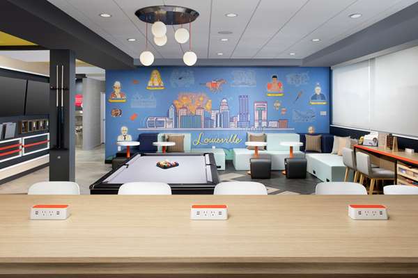  - Tru by Hilton Jeffersontown - I-64, Exit 17