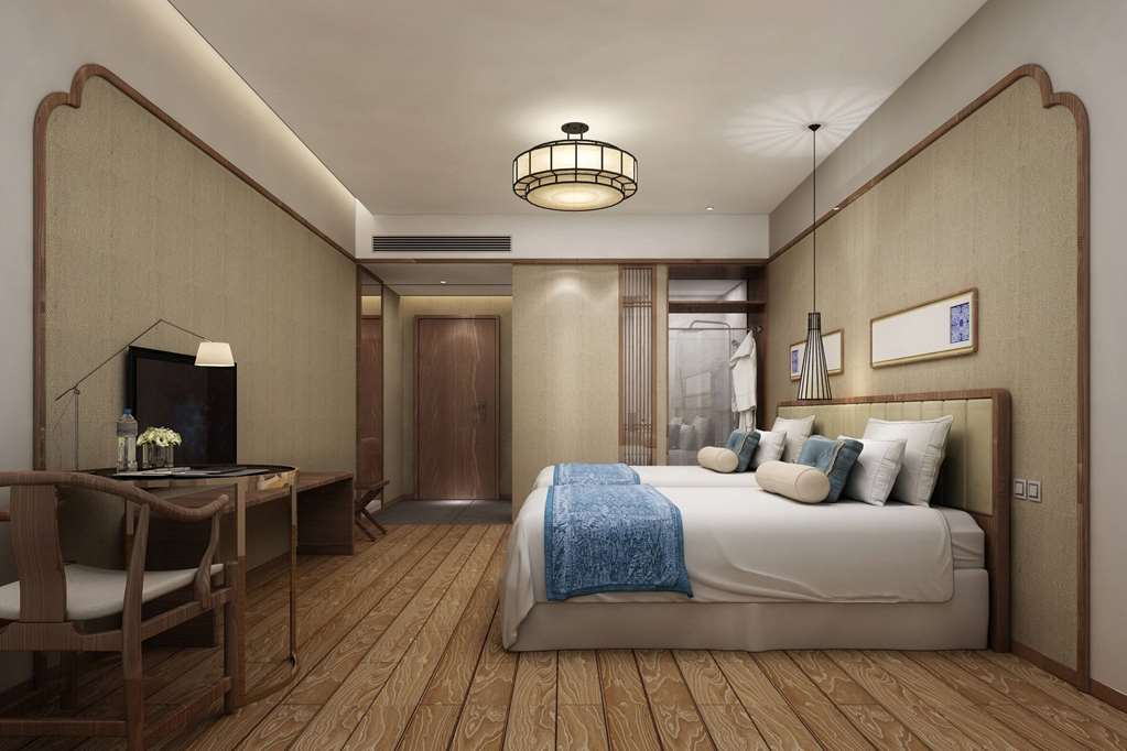 RAMADA ENCORE BY WYNDHAM ZHANGPU-guestroom-Guest Room,On-Site.jpg