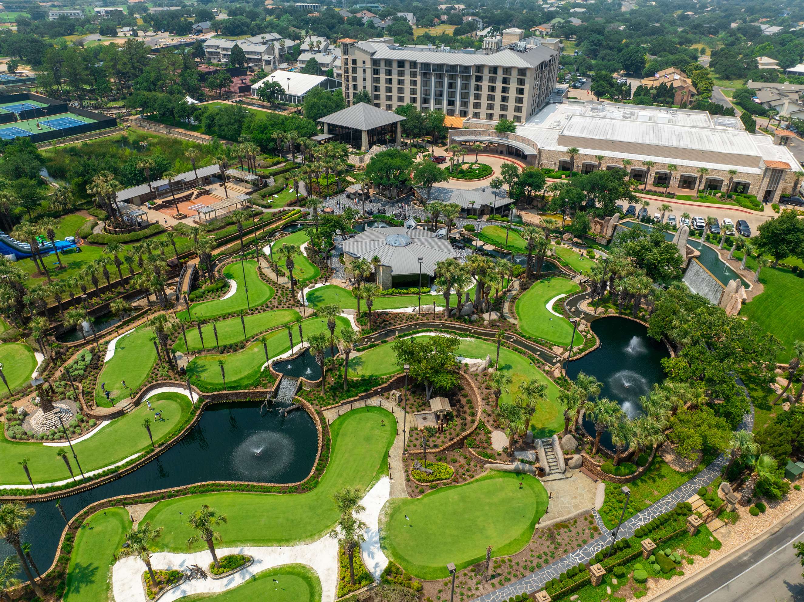 WHITEWATER PUTTING COURSE