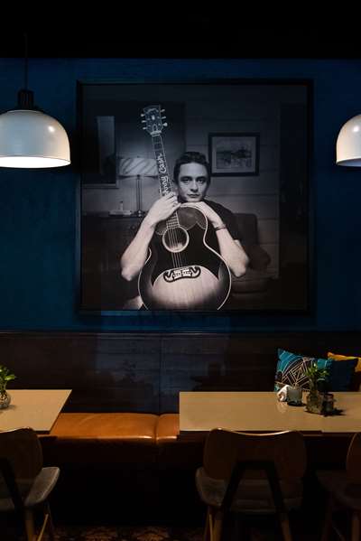 Restaurant - Holston House Hotel Downtown Nashville - I-40 & I-65, Exit 209