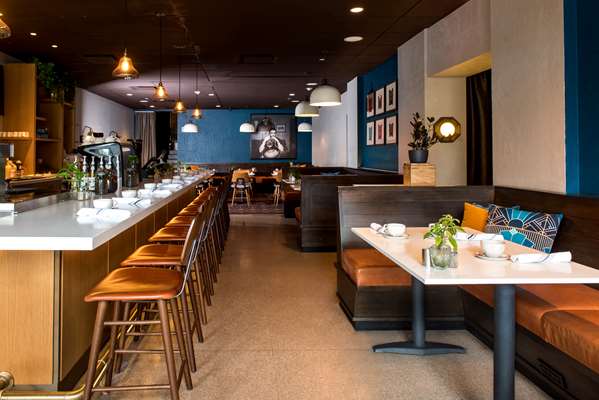 Restaurant - Holston House Hotel Downtown Nashville - I-40 & I-65, Exit 209