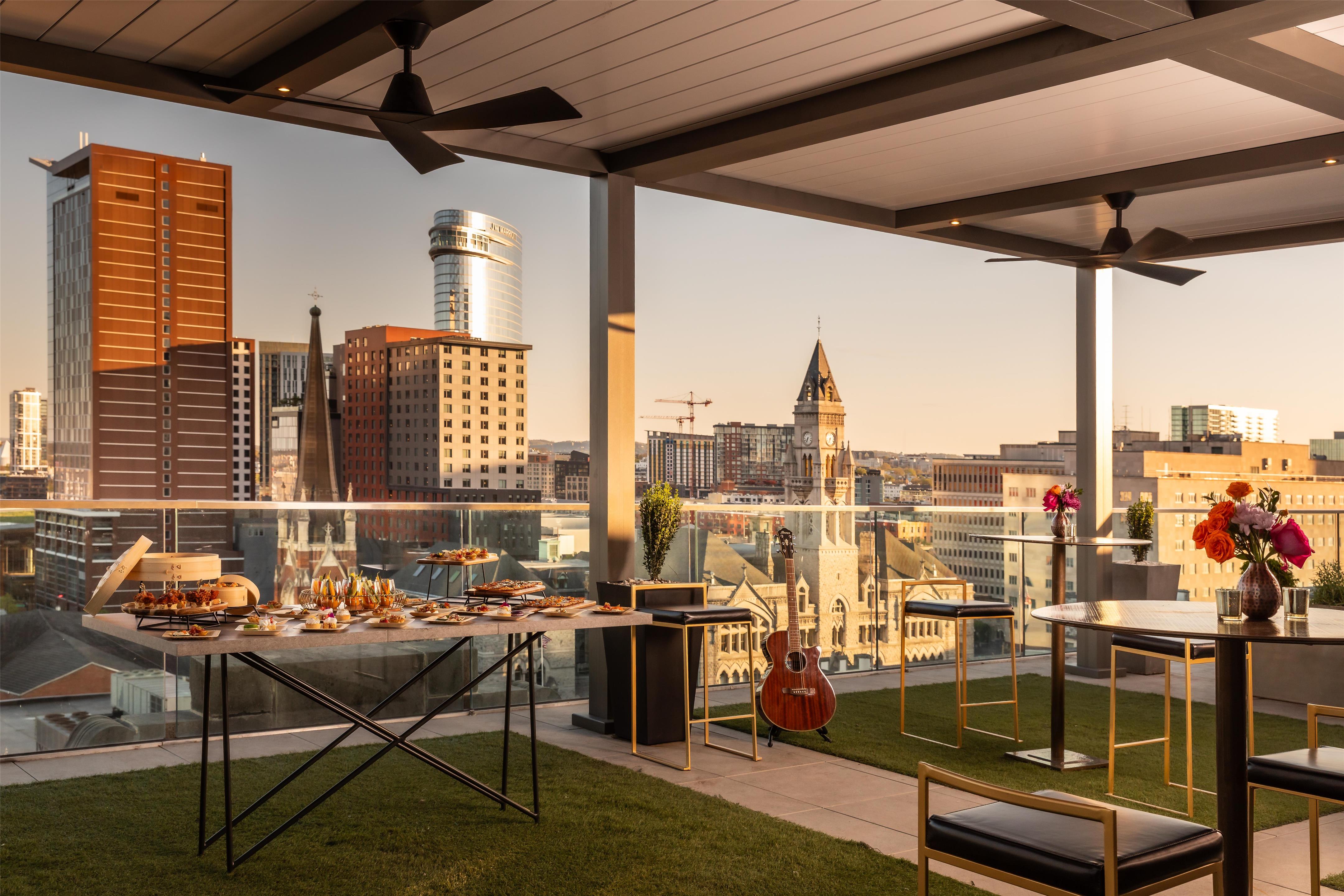 Patio Terrace | Holston House Nashville