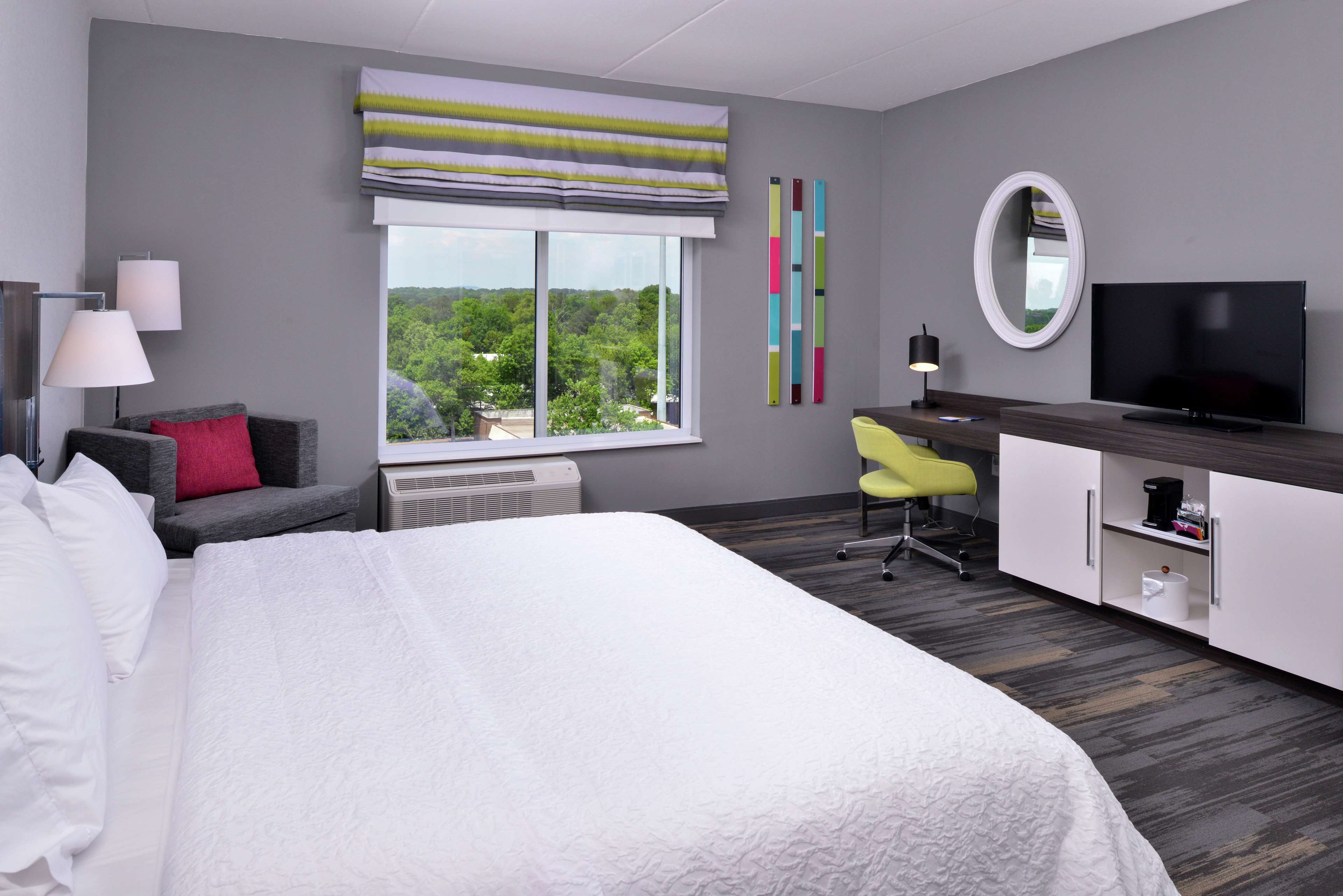 Hampton Inn and Suites Atlanta/Marietta Room Type - 1 KNG ACCESSIBLE TUB NS