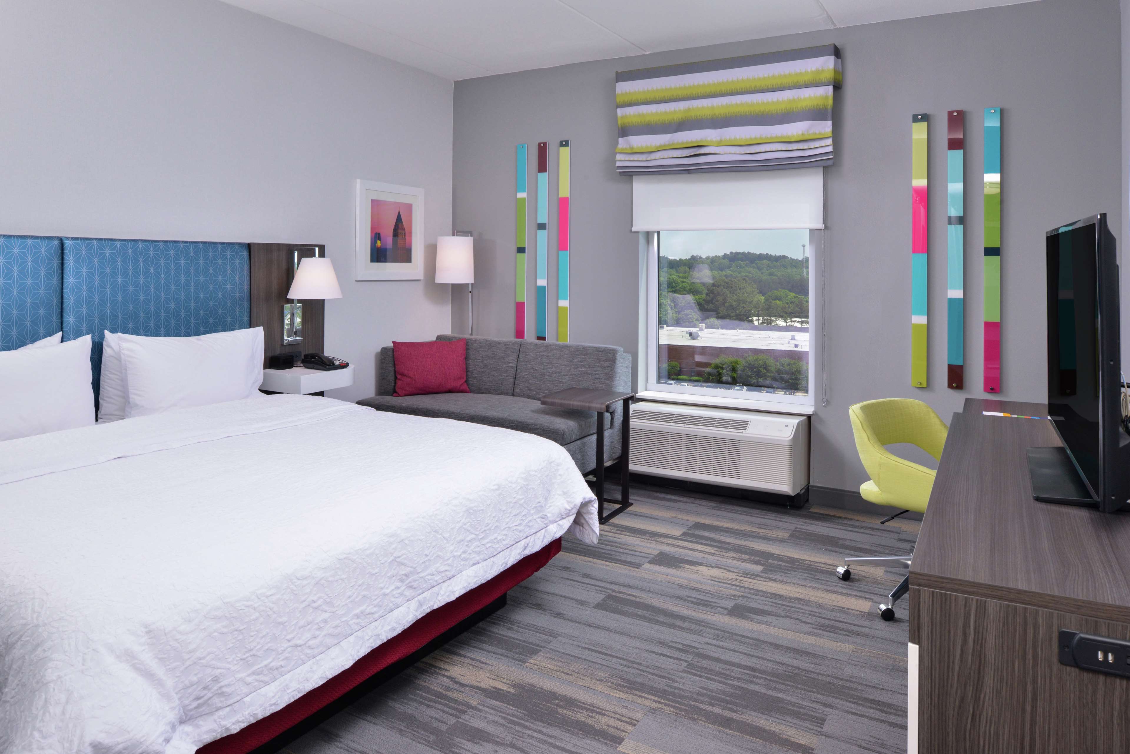 Hampton Inn and Suites Atlanta/Marietta Room Type - KING ROOM W FRIDGE NS
