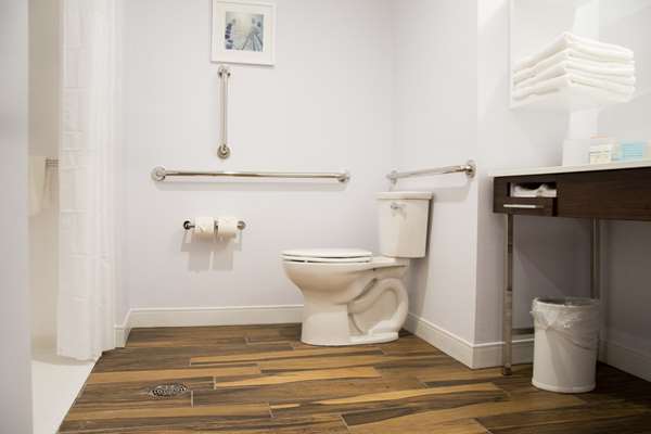  - Hampton Inn & Suites Warrington